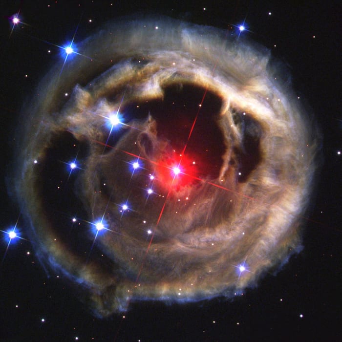 V838 Monocerotis — Nebula